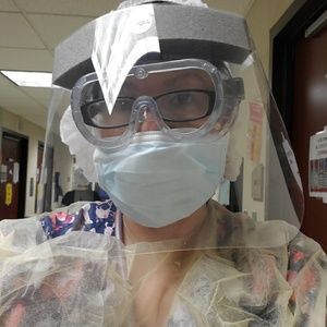 Meet your Posher, Marianne